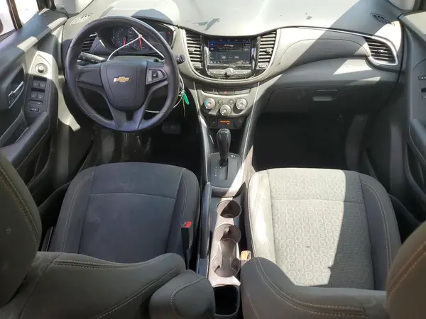 KL7CJKSM0MB368949 2021 CHEVROLET TRAX - Image 8