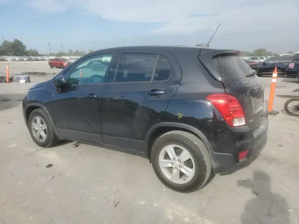KL7CJKSM0NB526885 2022 CHEVROLET TRAX - Image 2