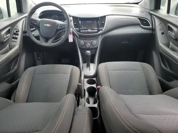 KL7CJKSM0NB532895 2022 CHEVROLET TRAX - Image 8