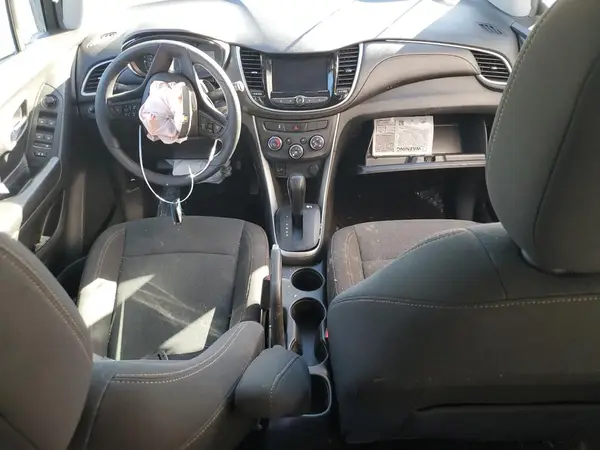KL7CJKSM1NB526216 2022 CHEVROLET TRAX - Image 8