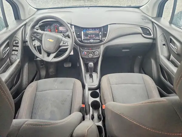 KL7CJKSM1NB530010 2022 CHEVROLET TRAX - Image 8