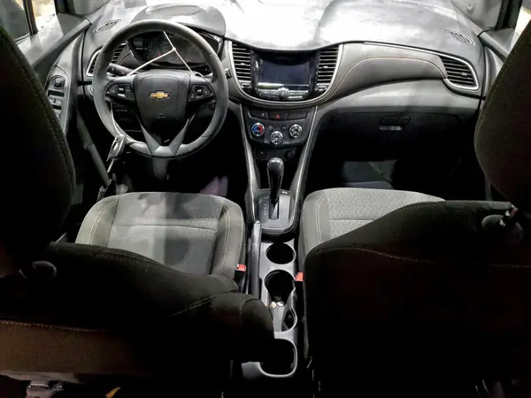 KL7CJKSM1NB538639 2022 CHEVROLET TRAX - Image 8