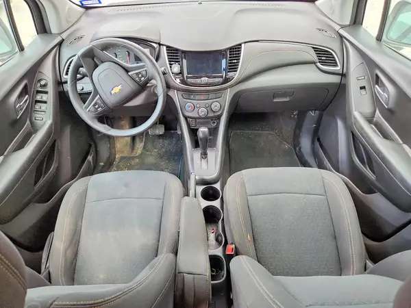 KL7CJKSM1NB548393 2022 CHEVROLET TRAX - Image 8