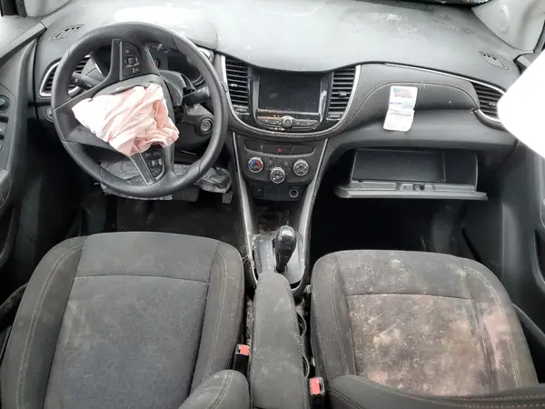KL7CJKSM1NB554050 2022 CHEVROLET TRAX - Image 8