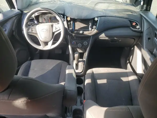 KL7CJKSM2NB517654 2022 CHEVROLET TRAX - Image 8