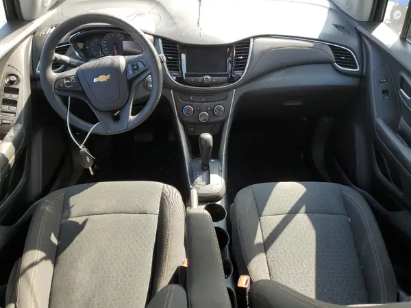 KL7CJKSM3NB542403 2022 CHEVROLET TRAX - Image 8