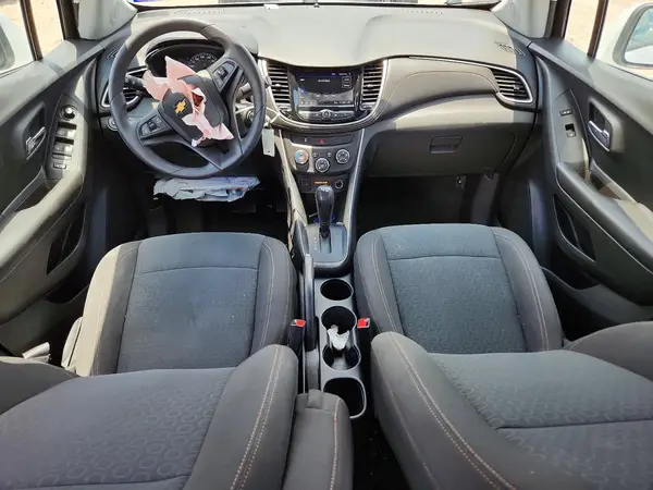 KL7CJKSM3NB548489 2022 CHEVROLET TRAX - Image 8