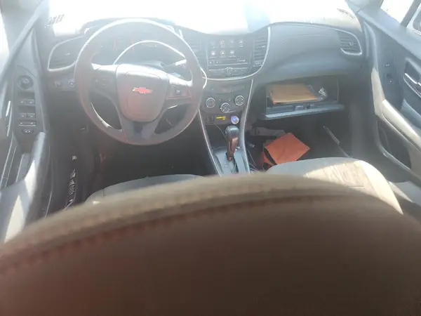 KL7CJKSM4NB538618 2022 CHEVROLET TRAX - Image 8