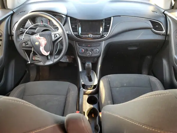 KL7CJKSM4NB545245 2022 CHEVROLET TRAX - Image 8