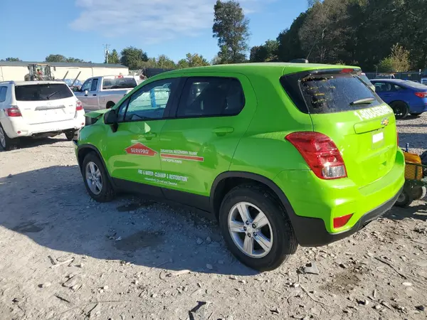 KL7CJKSM5MB361544 2021 CHEVROLET TRAX - Image 2