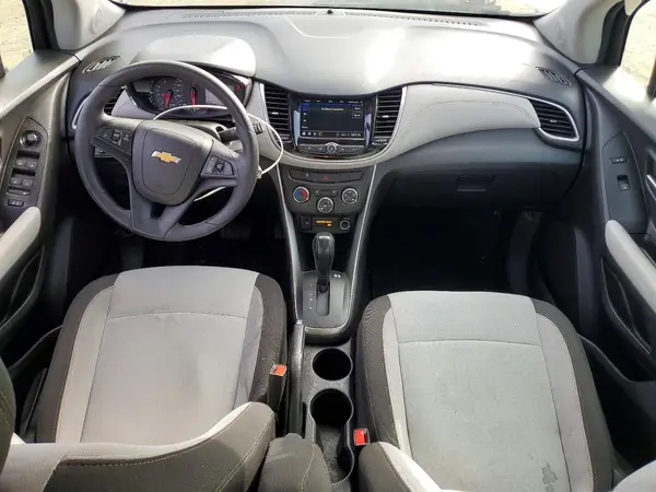KL7CJKSM7NB544607 2022 CHEVROLET TRAX - Image 8