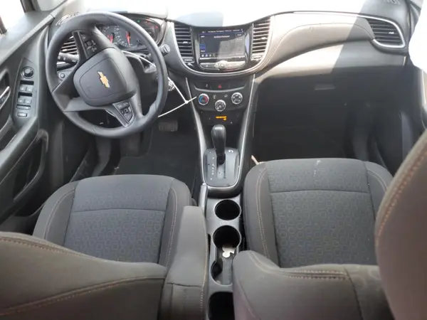 KL7CJKSM8NB548648 2022 CHEVROLET TRAX - Image 8