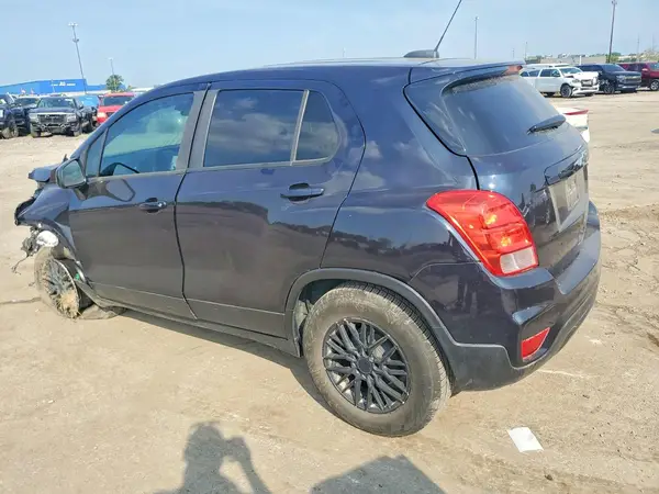 KL7CJKSM9NB536234 2022 CHEVROLET TRAX - Image 2