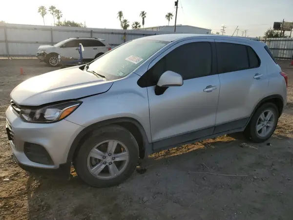 KL7CJKSMXNB522469 2022 CHEVROLET TRAX - Image 1