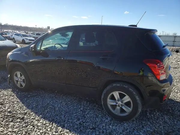 KL7CJKSMXNB541054 2022 CHEVROLET TRAX - Image 2