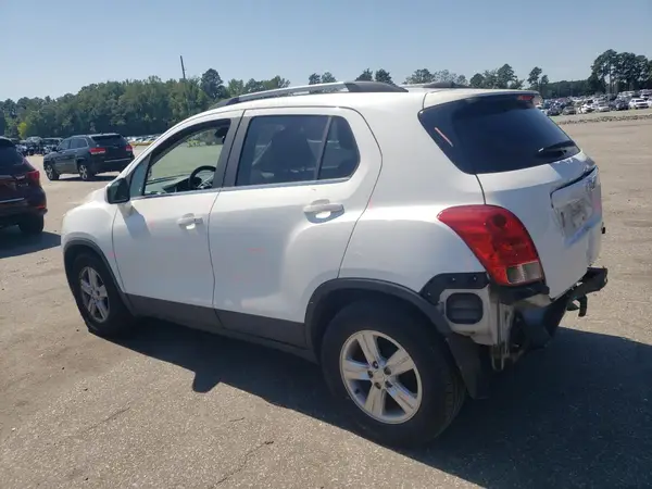 KL7CJLSB0GB510516 2016 CHEVROLET TRAX - Image 2
