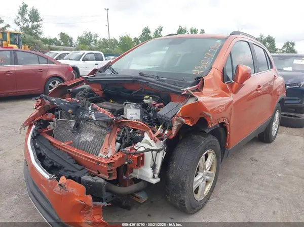 KL7CJLSB0GB605092 2016 CHEVROLET TRAX - Image 2