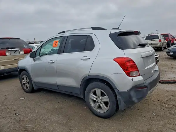 KL7CJLSB0GB609434 2016 CHEVROLET TRAX - Image 2