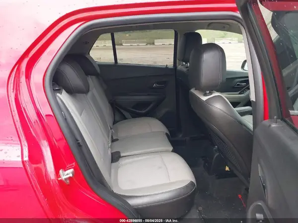 KL7CJLSB0GB665745 2016 CHEVROLET TRAX - Image 8
