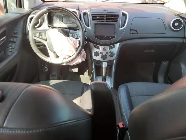KL7CJLSB0GB700963 2016 CHEVROLET TRAX - Image 8