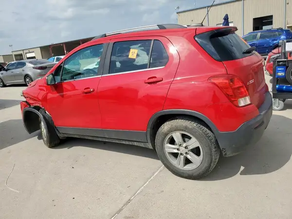 KL7CJLSB0GB735633 2016 CHEVROLET TRAX - Image 2