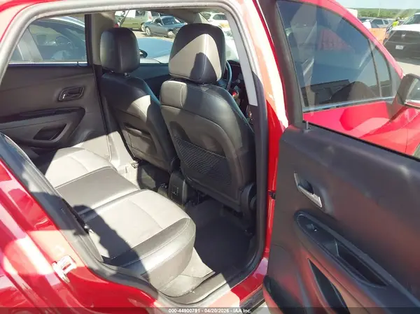 KL7CJLSB0GB755624 2016 CHEVROLET TRAX - Image 8