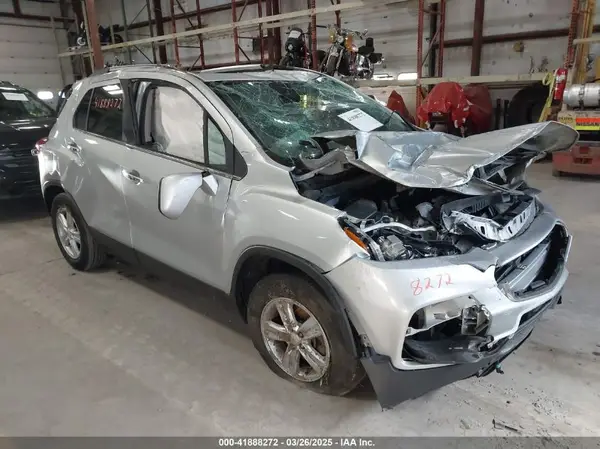 KL7CJLSB0HB086370 2017 CHEVROLET TRAX - Image 1