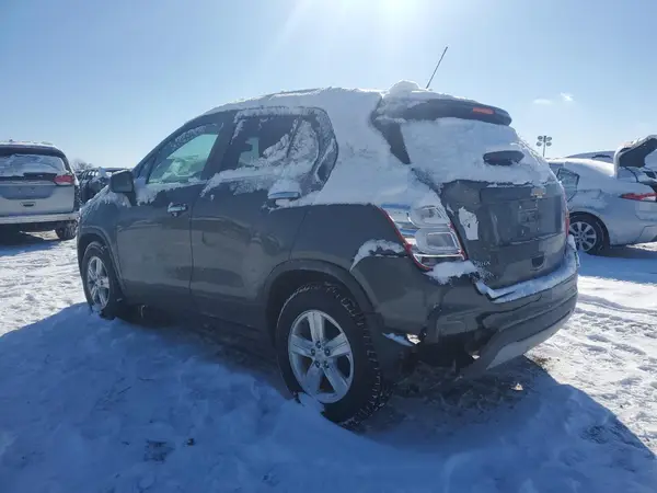 KL7CJLSB0HB160404 2017 CHEVROLET TRAX - Image 2