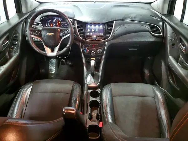 KL7CJLSB0JB629044 2018 CHEVROLET TRAX - Image 8