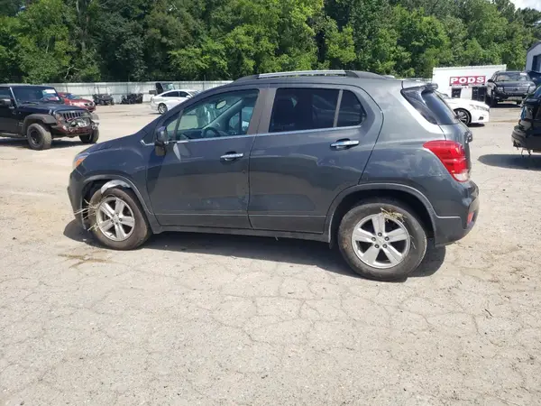 KL7CJLSB0JB646250 2018 CHEVROLET TRAX - Image 2