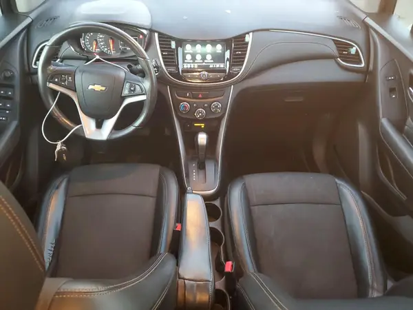 KL7CJLSB0KB769113 2019 CHEVROLET TRAX - Image 8