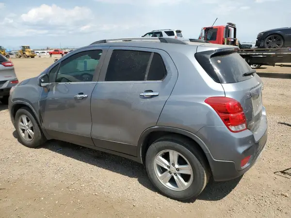 KL7CJLSB0KB770780 2019 CHEVROLET TRAX - Image 2