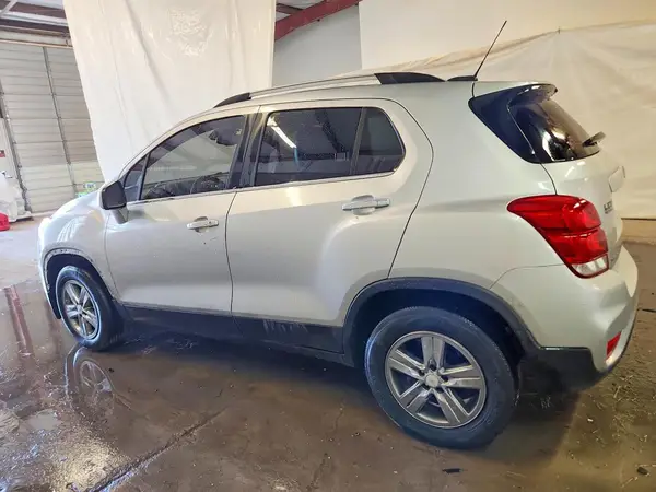 KL7CJLSB0KB782797 2019 CHEVROLET TRAX - Image 2