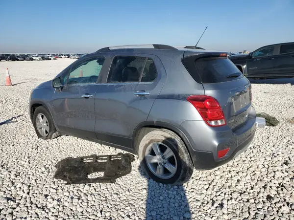 KL7CJLSB0KB821999 2019 CHEVROLET TRAX - Image 2