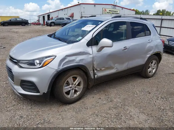 KL7CJLSB0KB888571 2019 CHEVROLET TRAX - Image 2