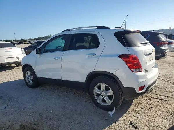 KL7CJLSB0KB911749 2019 CHEVROLET TRAX - Image 2