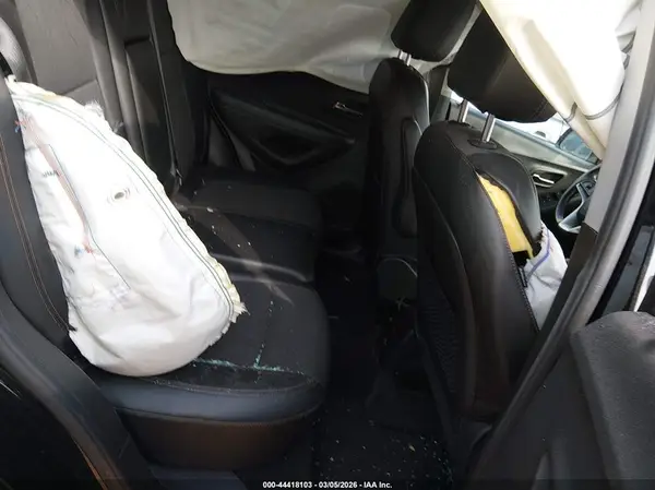 KL7CJLSB0KB911833 2019 CHEVROLET TRAX - Image 8