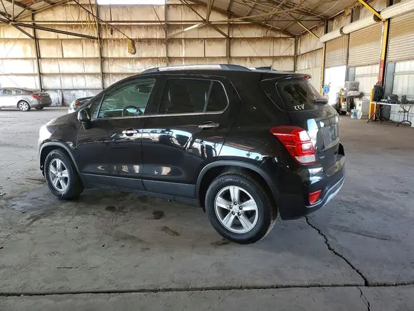 KL7CJLSB0KB945562 2019 CHEVROLET TRAX - Image 2
