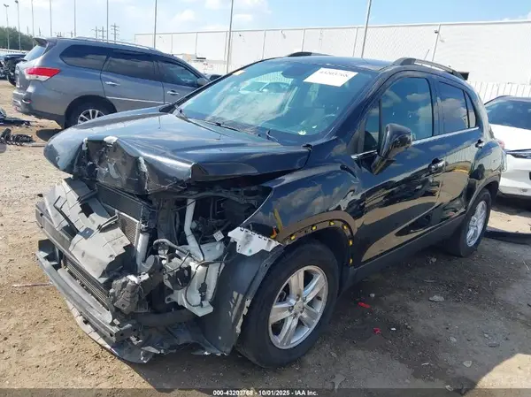 KL7CJLSB0KB953578 2019 CHEVROLET TRAX - Image 2