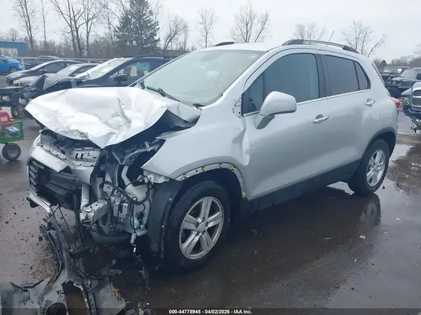 KL7CJLSB0LB002668 2020 CHEVROLET TRAX - Image 2