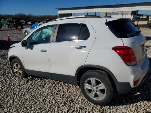 KL7CJLSB0LB011919 2020 CHEVROLET TRAX - Image 2