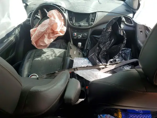 KL7CJLSB0LB018336 2020 CHEVROLET TRAX - Image 8