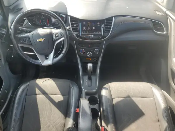 KL7CJLSB0LB018904 2020 CHEVROLET TRAX - Image 8