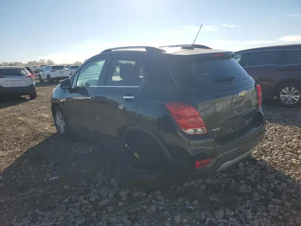 KL7CJLSB0LB019468 2020 CHEVROLET TRAX - Image 2