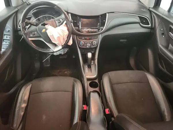 KL7CJLSB0LB025769 2020 CHEVROLET TRAX - Image 8
