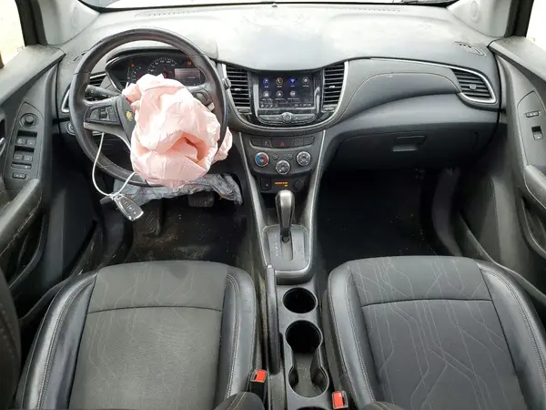 KL7CJLSB0LB030650 2020 CHEVROLET TRAX - Image 8