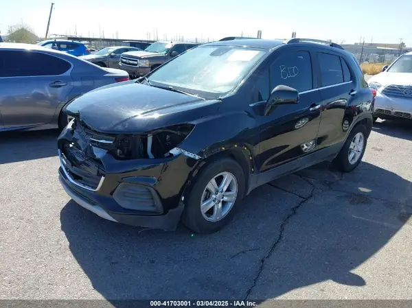 KL7CJLSB0LB042443 2020 CHEVROLET TRAX - Image 2