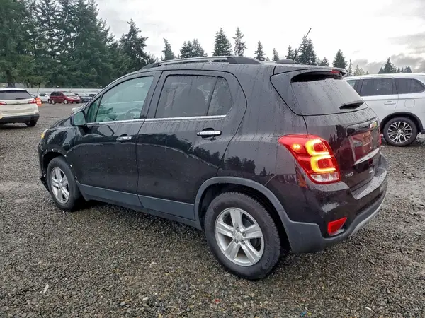 KL7CJLSB0LB058089 2020 CHEVROLET TRAX - Image 2