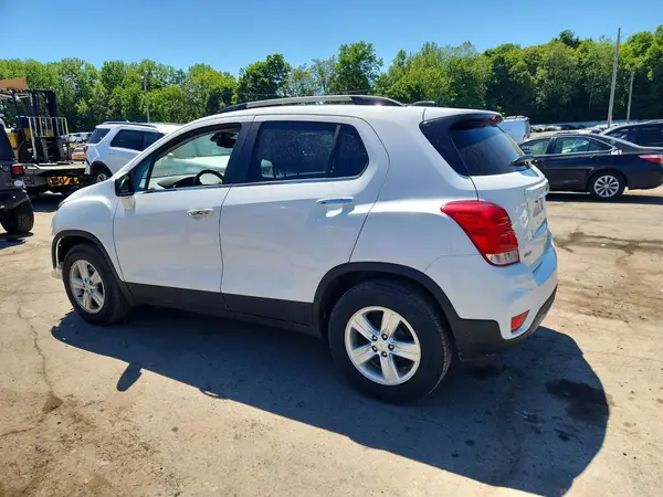 KL7CJLSB0LB066760 2020 CHEVROLET TRAX - Image 2