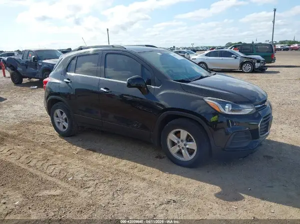 KL7CJLSB0LB083753 2020 CHEVROLET TRAX - Image 1